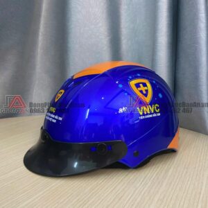 Mũ Bảo Hiểm Làm Quà Tặng Sự Kiện Của Hệ Thống Tiêm Chủng VNVC – Giải Pháp Quảng Bá Thương Hiệu Hiệu Quả Và Chuyên Nghiệp