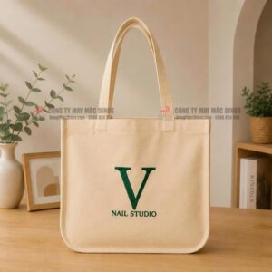 Túi Vải Canvas In Logo V NAIL STUDIO – Nâng Tầm Hình Ảnh Thương Hiệu Với Quà Tặng Khách Hàng